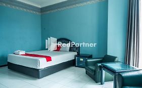 RedDoorz Syariah near Malioboro Mall